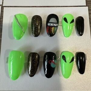 Handmade ALIEN  Lime Green Almond Shaped Nails